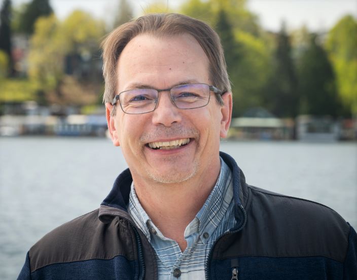 Evan Eichler outdoor portrait