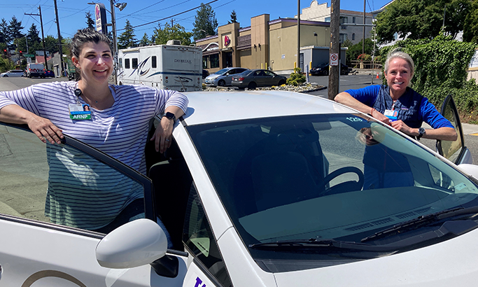 picture of nurses Jaimie Pechan and Kate Smith of Harborview Medical Center's Community Heart Failure Program