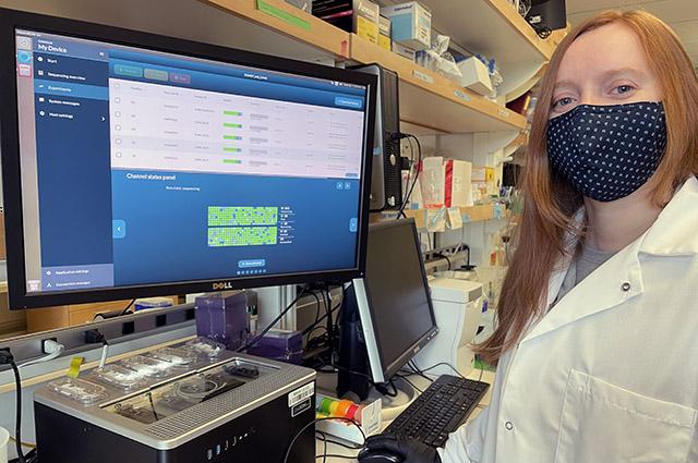 Media Name: glennis_logsdon_eichler_lab_3_sized.jpg